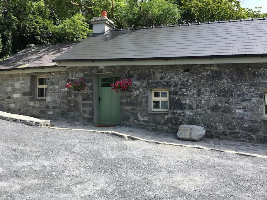 Fermoyle Properties Carleys Cottage Fanore Exterior foto